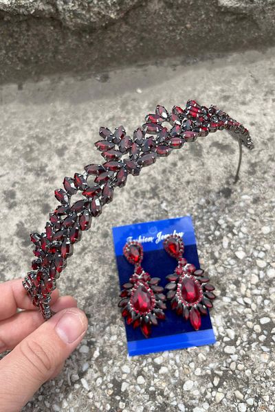 Hobigram Silvana Burgundy Bridal Henna Crown Special Occasion Accessory Women's Crown and Wide Shuttle Earrings Set