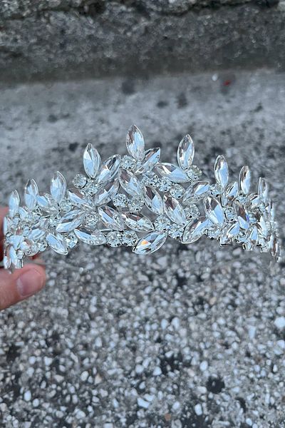 Hobigram Regina Silver Bridal Henna Crown Special Occasion Accessory Women's Crown Hair Accessory – Crown, Crystal Stone