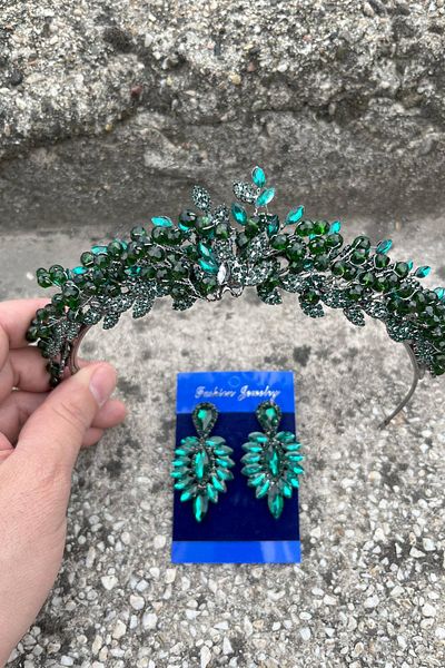 Hobigram Michaelle Green Bridal Henna Crown Special Occasion Accessory Women's Crown and Thin Shuttle Earrings Set
