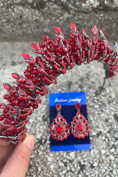 Hobigram Salome Red Bridal Henna Crown Special Occasion Accessory Women's Crown and Drop Shuttle Earrings Set