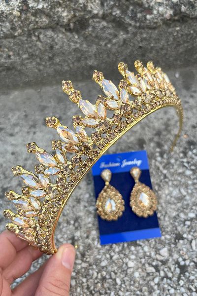 Hobigram Ivanna Gold Bridal Henna Crown Special Day Accessory Women's Crown and Drop Shuttle Earring Set