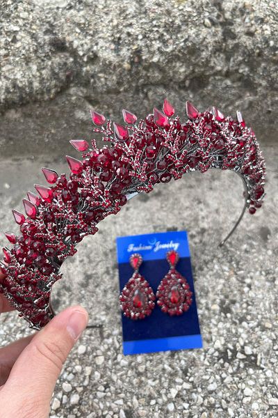 Hobigram Salvatore Burgundy Bridal Henna Crown Special Occasion Accessory Women's Crown and Drop Shuttle Earring Set