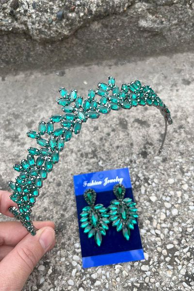 Hobigram Silvana Green Bridal Henna Crown Special Occasion Accessory Women's Crown and Thin Shuttle Earring Set