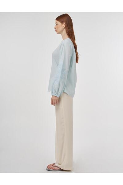 Kayra Sıfır Yaka Pamuklu Bluz Buz Mavisi