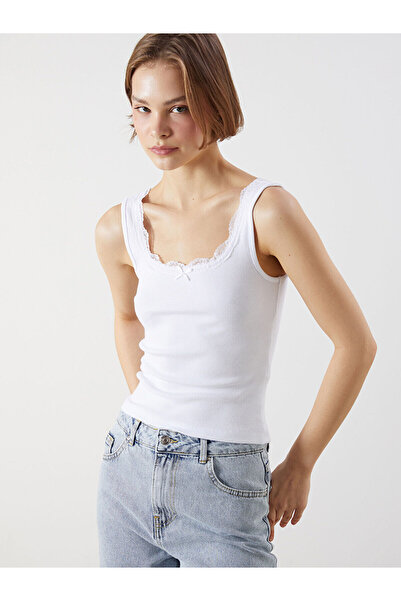 LC Waikiki Ozmarka New Season U-Neck Lace Detailed Women's Undershirt