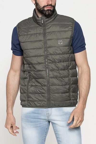 Carrera Jeans VESTĂ ULTRAUȘOARĂ, FĂRĂ MÂNECI, ȘI REZISTENTĂ LA VÂNT, PENTRU BĂRBAȚI