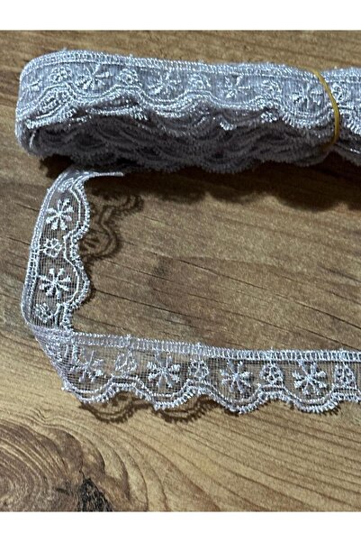 efem gipür Çarkıfelek Desen Tül Bant Sofra Bezi Yakalık 8.5 Metre Var