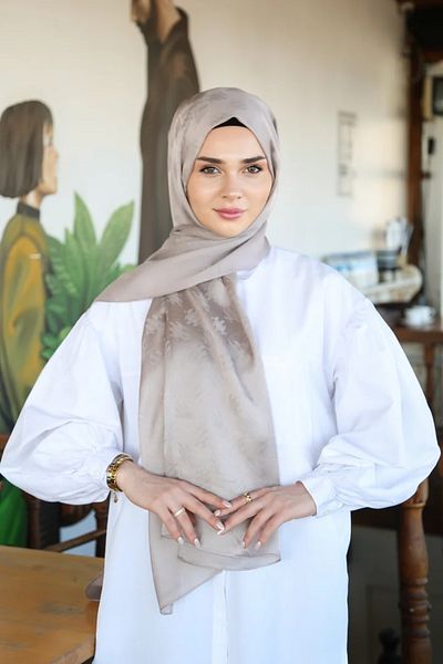 Armine Trend Lyon Shawl 4