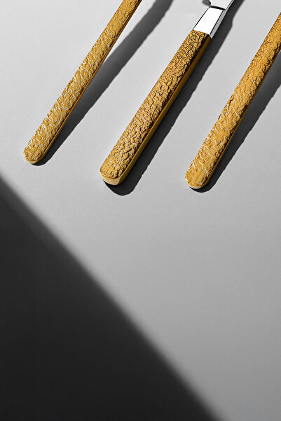 Nehir Lyon Gold Satin 12-Person 84-Piece Leather Cutlery Set