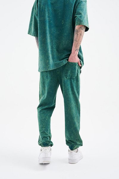 Machinist Men's Relaxed Washed Oil Green Spotted Sweatpants