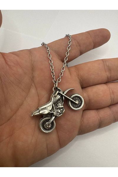 Herşey Nota Throttle Spirit – Unisex Necklace with Motorcycle Figure (60 cm Chain)
