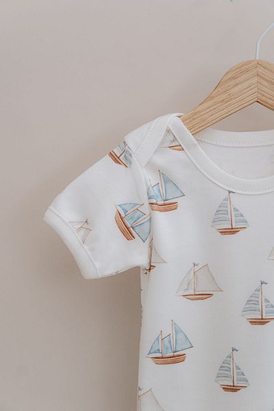 Tuğba Kuğu Short Sleeve Baby Body - Pureline Series - Sail Boats