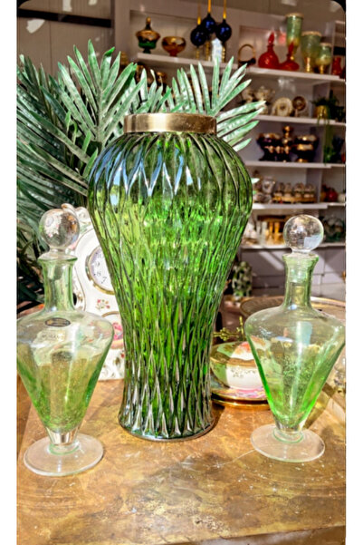 Mondecor Dekoratif Yeşil Cam Vazo – 38 cm Gold Detaylı