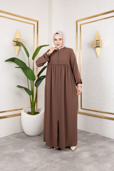 Butik Feracce with Medina Silk Roba