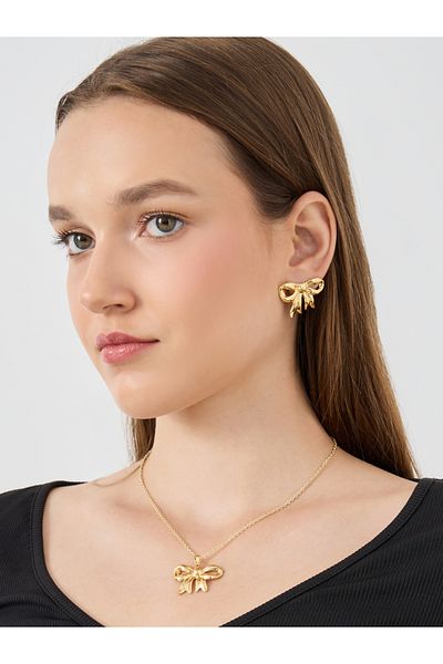 Styli Ribbon Design Pendant Necklace and Stud Earrings Set