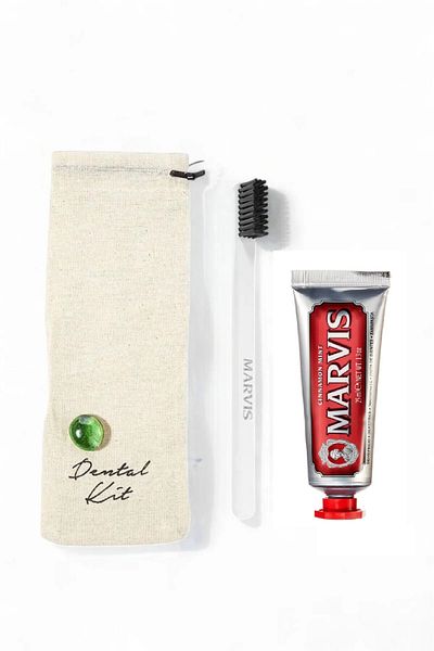 Marvis Cinnamon Mint Toothpaste 25 ml + Soft White Toothbrush Dental Kit