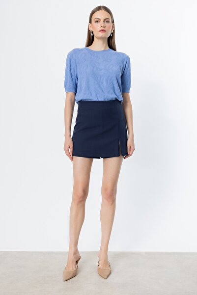 ON Yırtmaç Detaylı Şort Etek