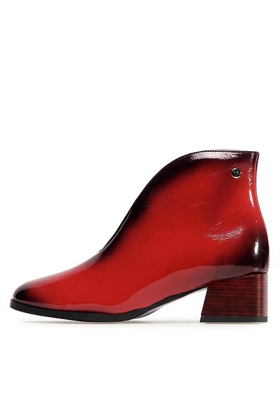 maciejka Women's Ankle boots red MACIEJKA-04777-08/00-3 RED