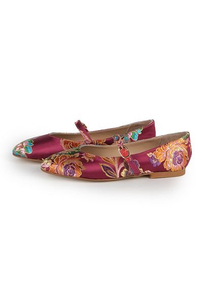 Letafia Valley Ethnic Pattern Ballerinas