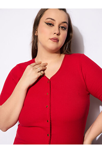 Sassafras By Styli Plus Size V-Neck Buttoned Short Sleeve Top