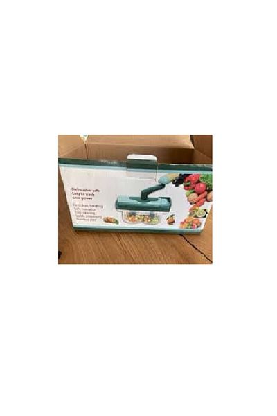Generic 2 pieces vegetable and fruit cutter