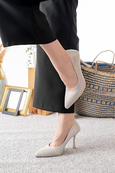 Egepass Işıltılı Taş Detaylı İnce Topuklu Stiletto
