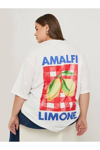 Styli Plus Size Graphic Print Round Neck T-Shirt