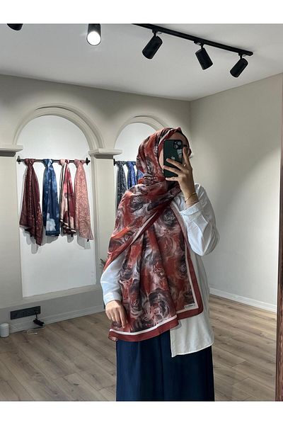 Merwiss Rose Rose Pattern Tile Shawl