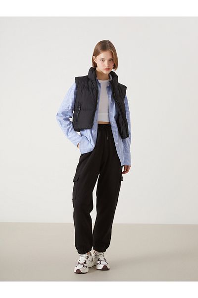 LC Waikiki Stand Collar Straight Crop Women's Puffer Vest