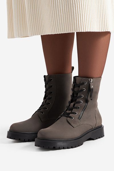 LASOCKI woman shoe 5905588956204 Brown