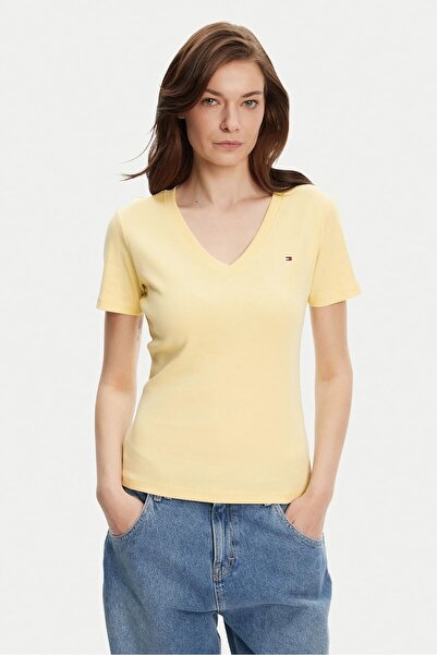 Tommy Hilfiger Kadın Slim Cody V-Yaka Kısa Kollu T-Shirt - Sarı
