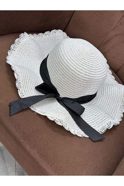 AYSBUTK White straw hat