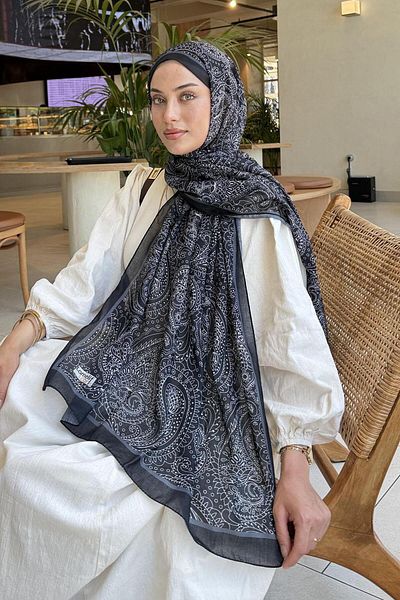 lamelif Retro pattern cotton shawl black