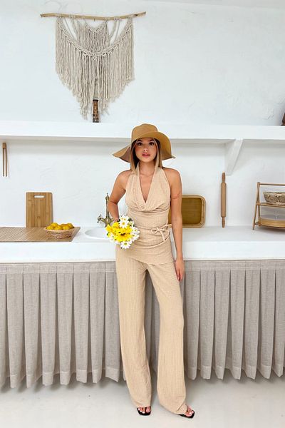 The Robi Women's Beige Degaje Collar Back Low-Cut Blouse Pants Set