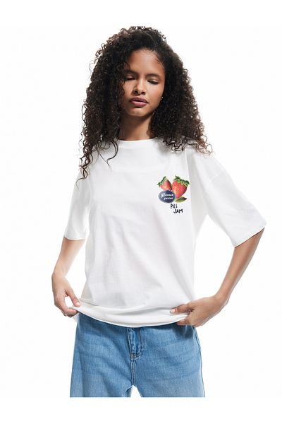 Koton New Season Short Sleeve Crew Neck Cotton Oversize T-Shirt with Strawberry Print on the Back