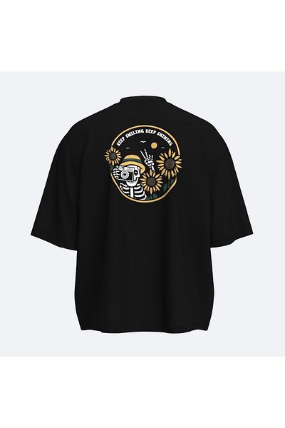 Shout Oversize Skeleton Smile Unisex Boxy Fit T-Shirt