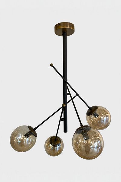 Favori Aydınlatma Black Body Antique Detailed Honey Glass 4-Piece Chandelier