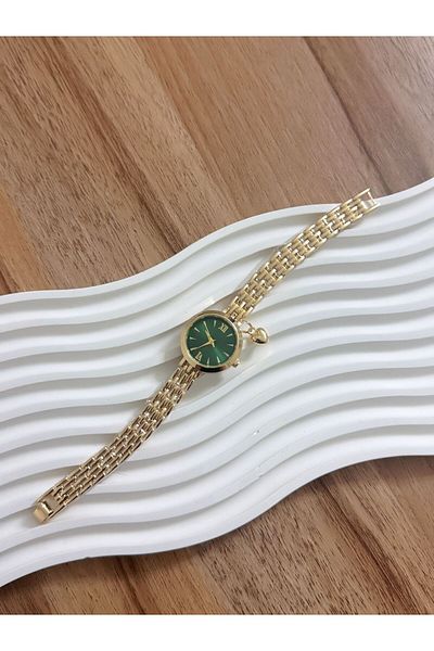 LOOQ Retro Cord Women's Watch with Heart Figure and Roman Numeral Detail