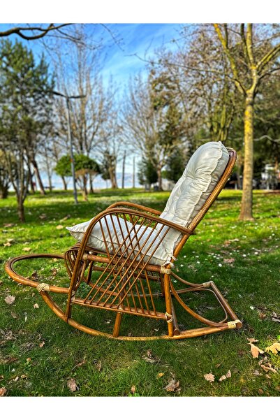KLAS BAMBU Sallanan Bambu Berjer Koltuk – Minderli, Doğal Renk, Şık ve Konforlu Tasarım