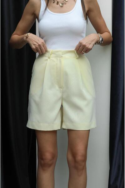 Havoş Light Yellow Hidden Hook Shorts