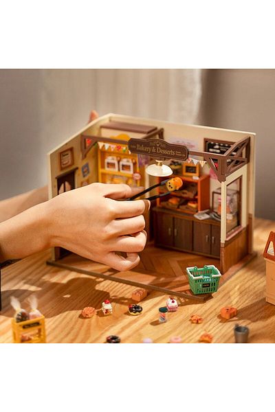 Robotime Becka's Bakery - DIY 3D Miniature House - 141 Pieces