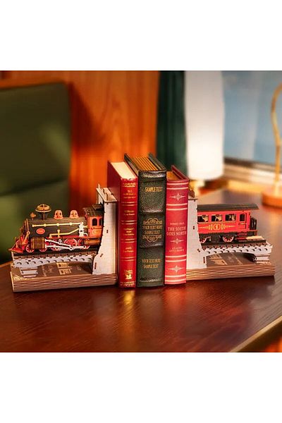 Robotime Book Train - Library Diorama - Do It Yourself Kit - 313 Pieces