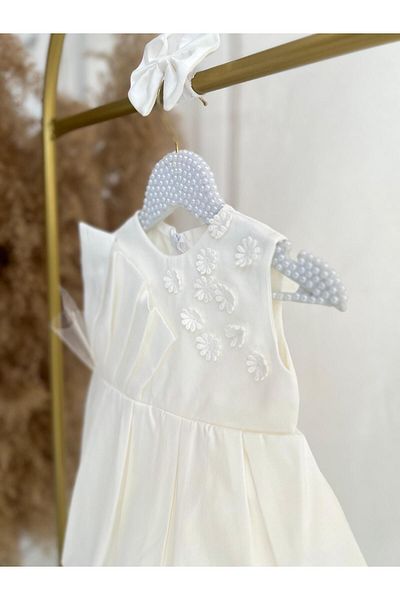 Hobidik Baby Girl Kids Off-White Crepe Fabric Pleat Detail Dress
