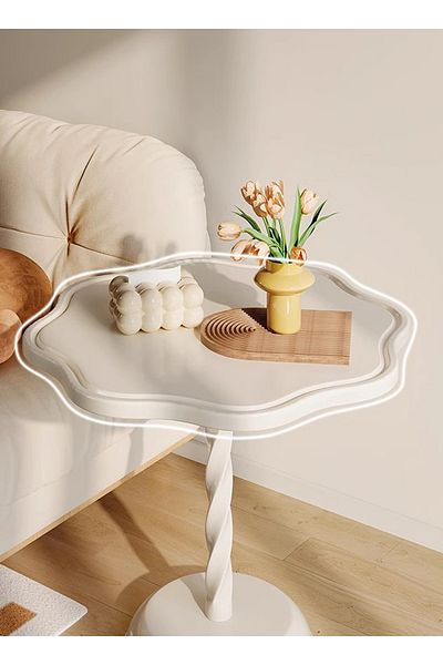 sharpdo Ins Style Side Table Movable Small Round Table Petal Shape Side Table 40*40*55cm