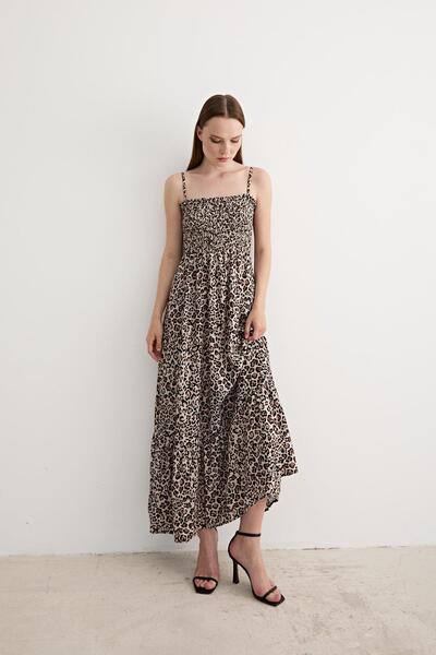 LEVURE فستان طويل بحزام منقوش بنقشة جيبيلي ليوبارد منقوشة بنقشة الفهد