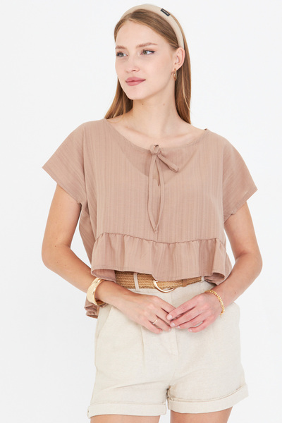 armonika Women's Light Mink Bat Sleeve Collar Tie-Up Skirt Ruffled Oversize Crop Blouse Arm-24Y001088