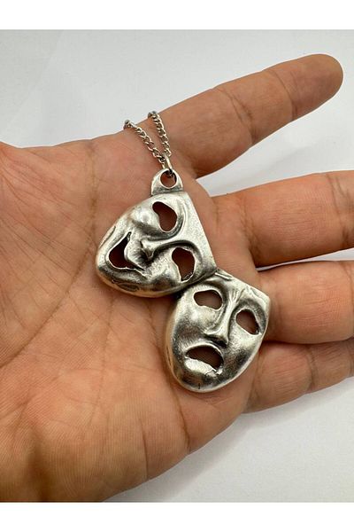 Herşey Nota Theater Masks Figured Metal Necklace 60 cm Chain – Symbol of Art and Drama