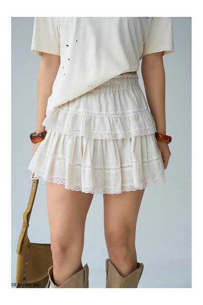 Coral Lace Shorts Skirt Ecru