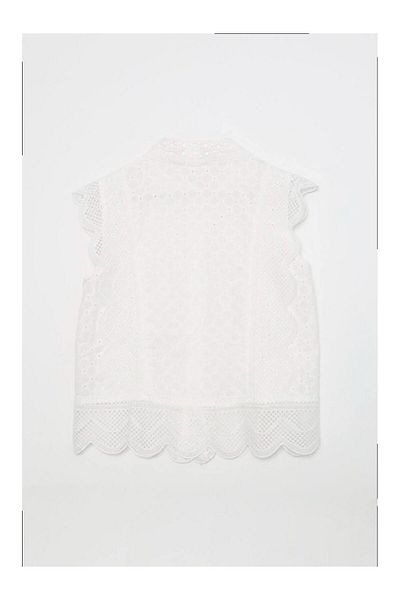 Coral Lace Vest Ecru