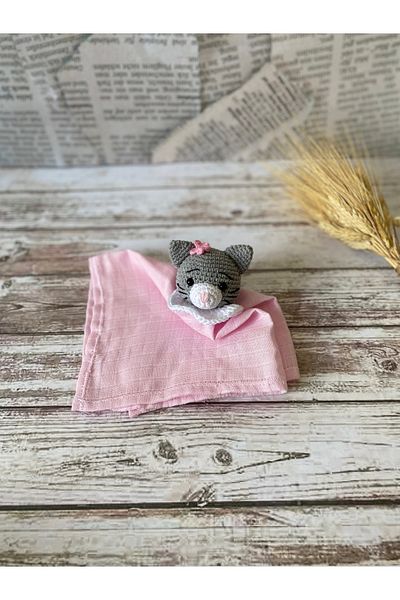 yucin Pink Baby Sleeping Companion Blanket with Hand Knitted Cat Figure – Amigurumi Safe Toy